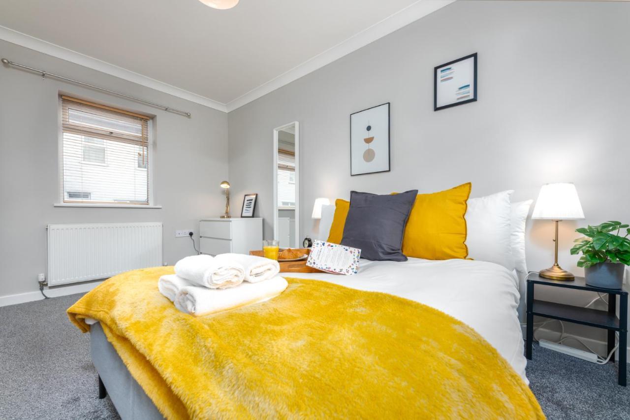 Stayright- 2 Bedroom House, Centrally Located & Close Walk To City Centre Cardiff Bagian luar foto